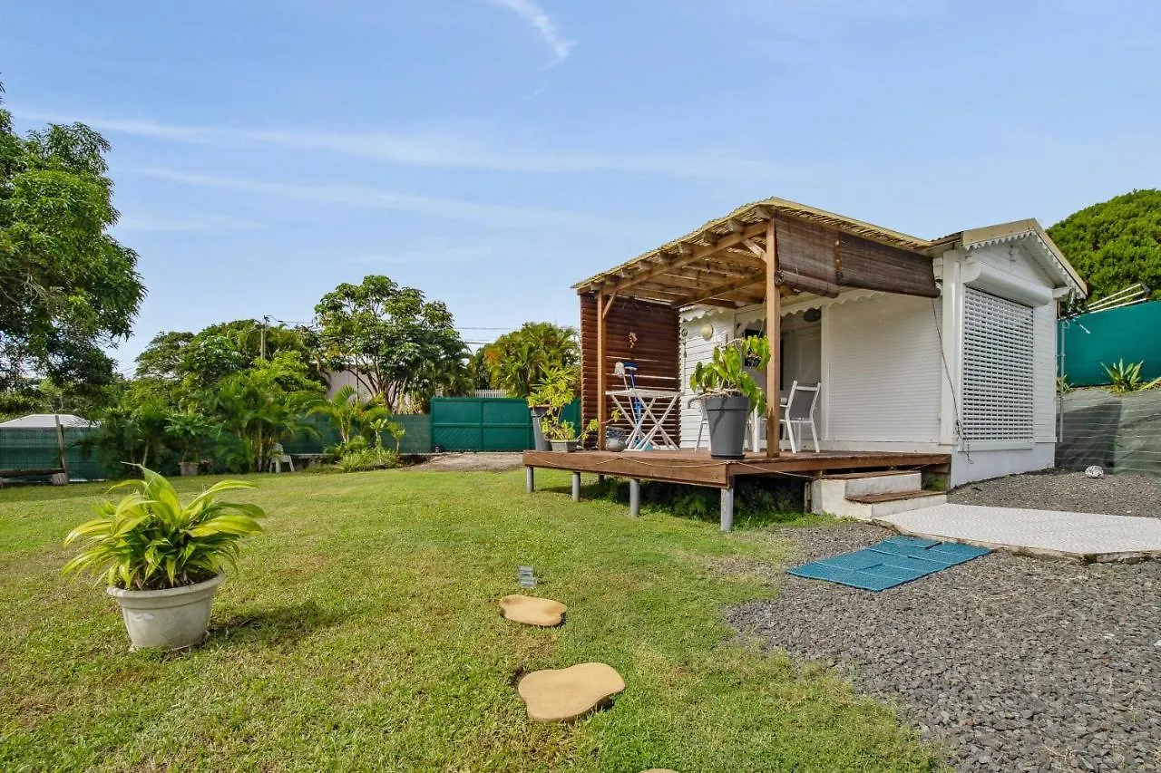 Bungalow Charmant A Petit Bourg Avec Piscine Partagee 0*, Petit-Bourg Guadeloupe